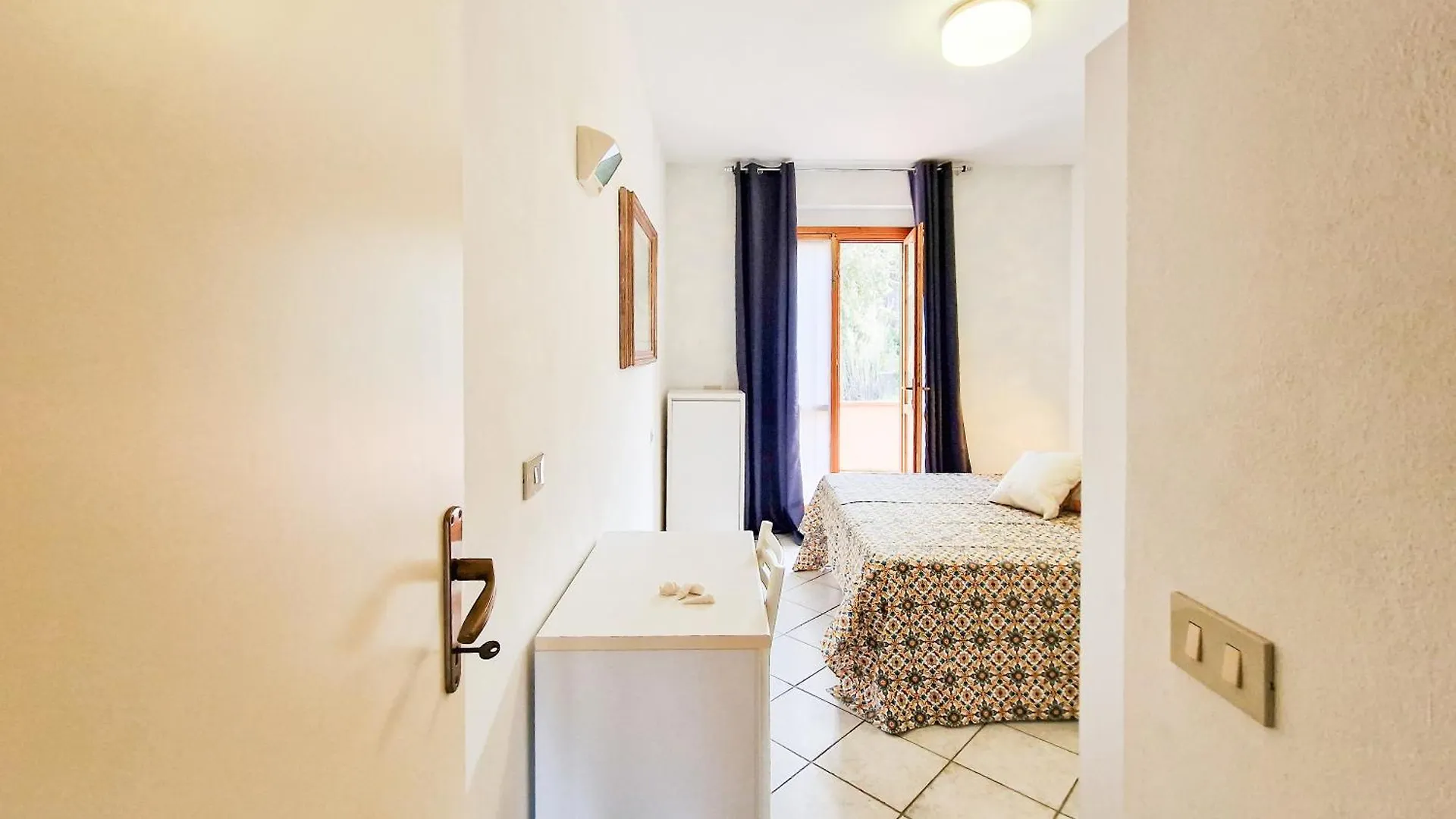 Altaluna Apartment With Pool Nisporto
